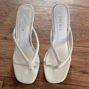 SHEIN Women's Cream Sandals